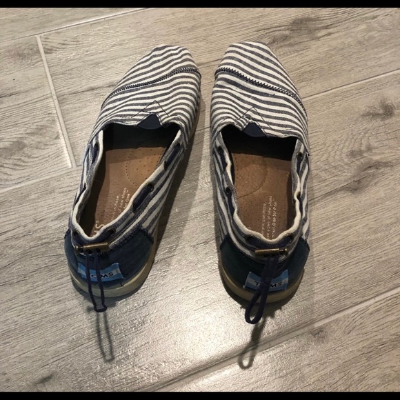 Navy Stripe Nautical Bimini Toms - Picture 5 of 5